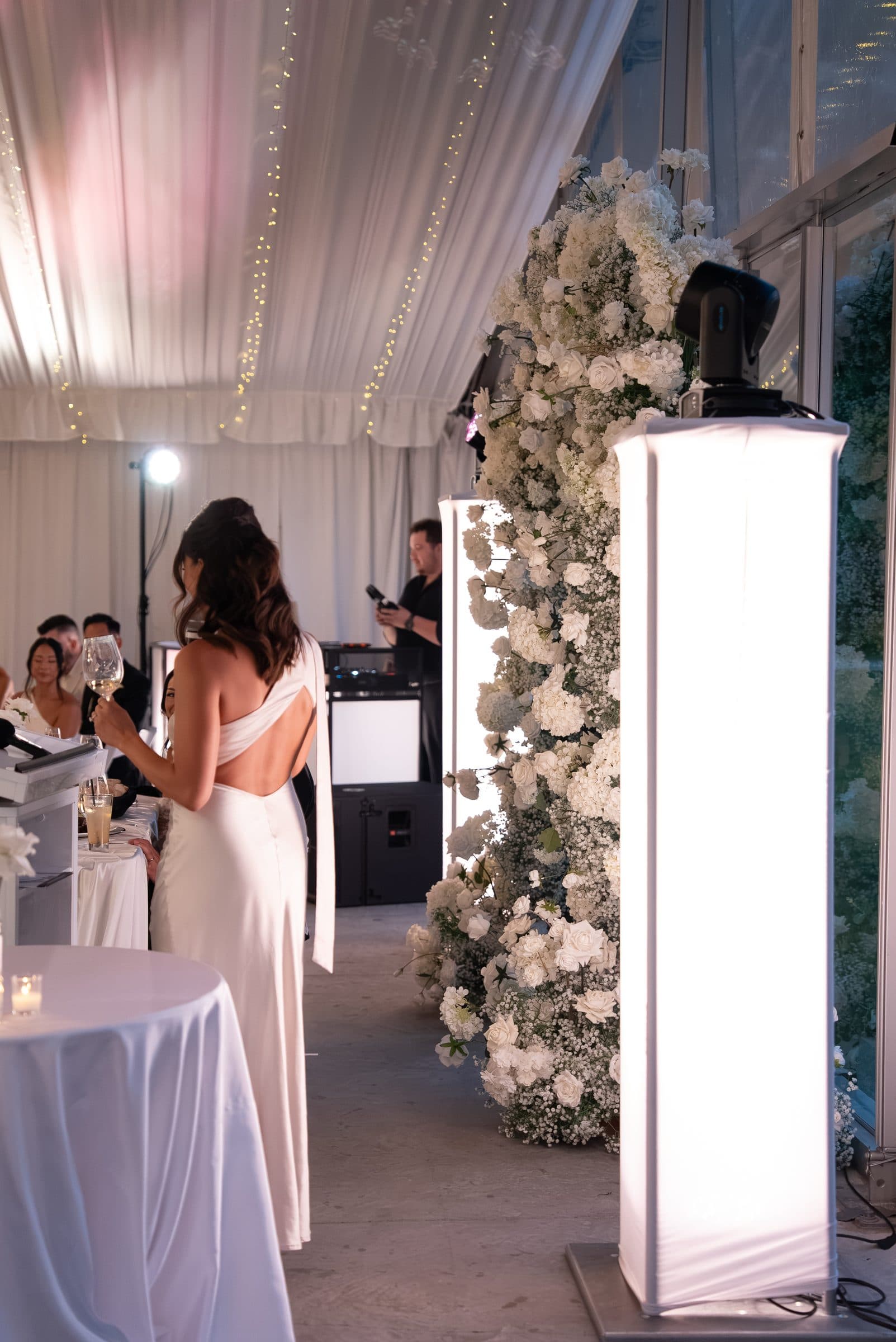 How to Choose the Right DJ for a Bar or Bat Mitzvah